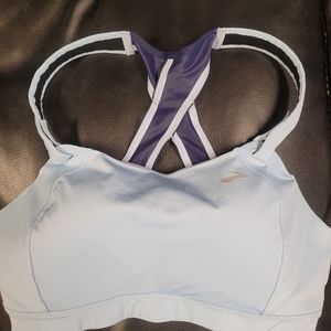Brooks Juno sports bra